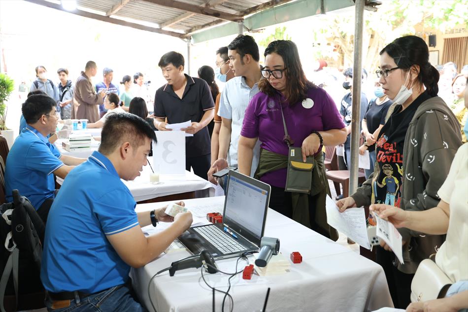 CÙNG CHUNG NGHĨA CỬ CAO ĐẸP CÙNG CHUNG NGHĨA CỬ CAO ĐẸP