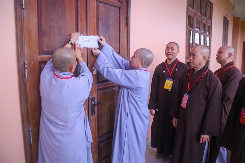 2 KIỂM TRA VÀ NIÊM PHONG 2 KIỂM TRA VÀ NIÊM PHONG