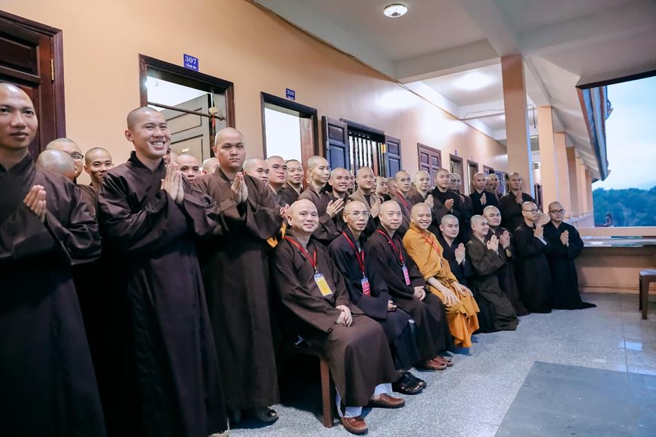 3 THĂM LƯU TRÚ TĂNG 3 THĂM LƯU TRÚ TĂNG