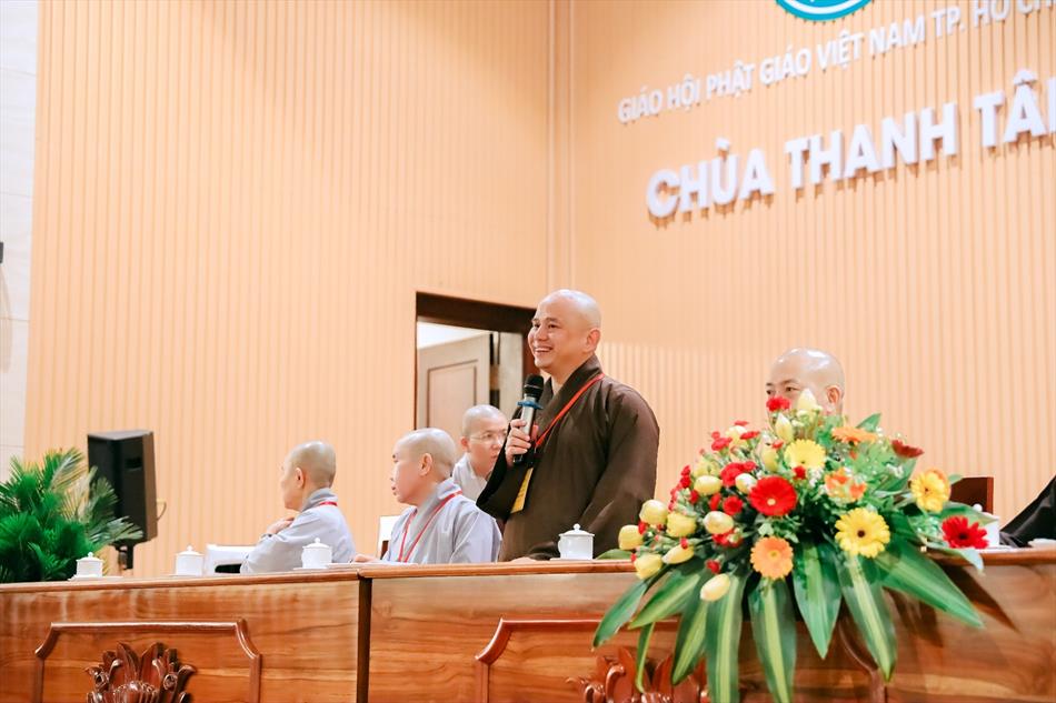 4 THĂM LƯU TRÚ NI 4 THĂM LƯU TRÚ NI