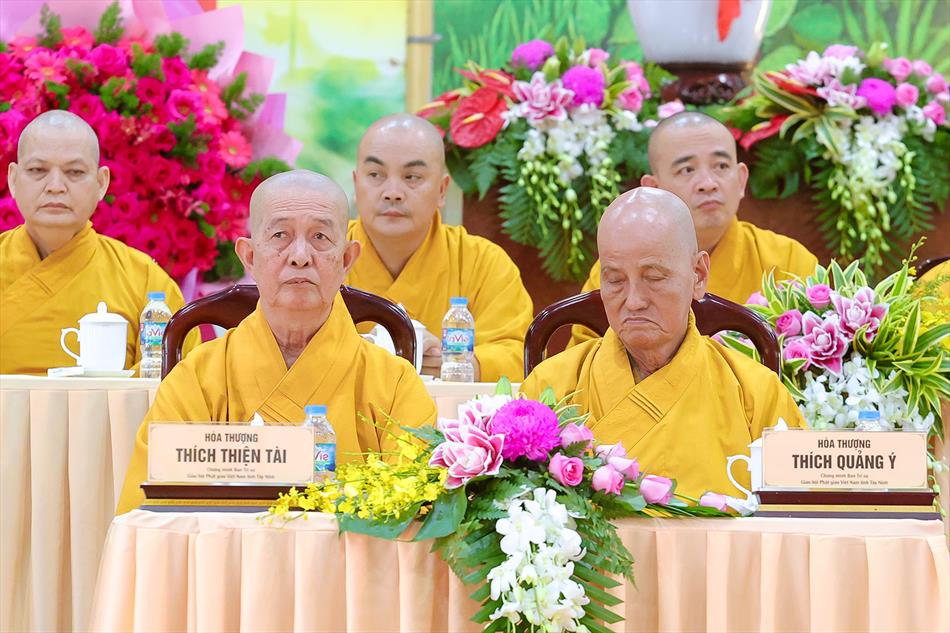 Hội nghị công bố quyết định nhân sự Ban Trị sự GHPGVN tỉnh Tây Ninh mới nhiệm kỳ 2022-2027 Hội nghị công bố quyết định nhân sự Ban Trị sự GHPGVN tỉnh Tây Ninh mới nhiệm kỳ 2022-2027