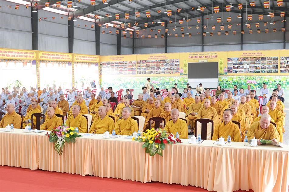 Hội nghị công bố quyết định nhân sự Ban Trị sự GHPGVN tỉnh Tây Ninh mới nhiệm kỳ 2022-2027 Hội nghị công bố quyết định nhân sự Ban Trị sự GHPGVN tỉnh Tây Ninh mới nhiệm kỳ 2022-2027