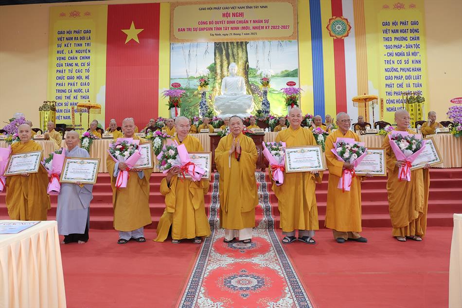 Hội nghị công bố quyết định nhân sự Ban Trị sự GHPGVN tỉnh Tây Ninh mới nhiệm kỳ 2022-2027 Hội nghị công bố quyết định nhân sự Ban Trị sự GHPGVN tỉnh Tây Ninh mới nhiệm kỳ 2022-2027