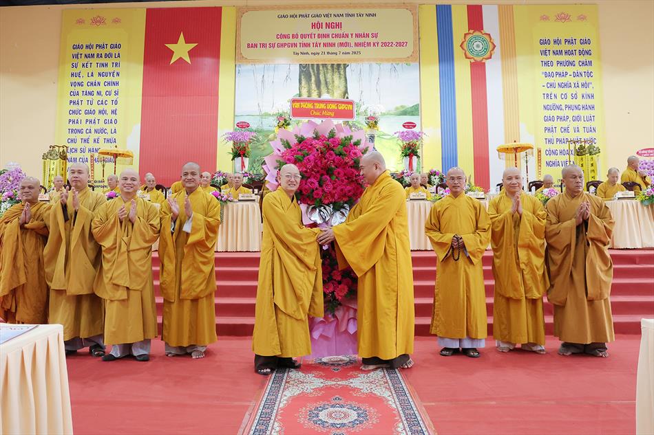 Hội nghị công bố quyết định nhân sự Ban Trị sự GHPGVN tỉnh Tây Ninh mới nhiệm kỳ 2022-2027 Hội nghị công bố quyết định nhân sự Ban Trị sự GHPGVN tỉnh Tây Ninh mới nhiệm kỳ 2022-2027