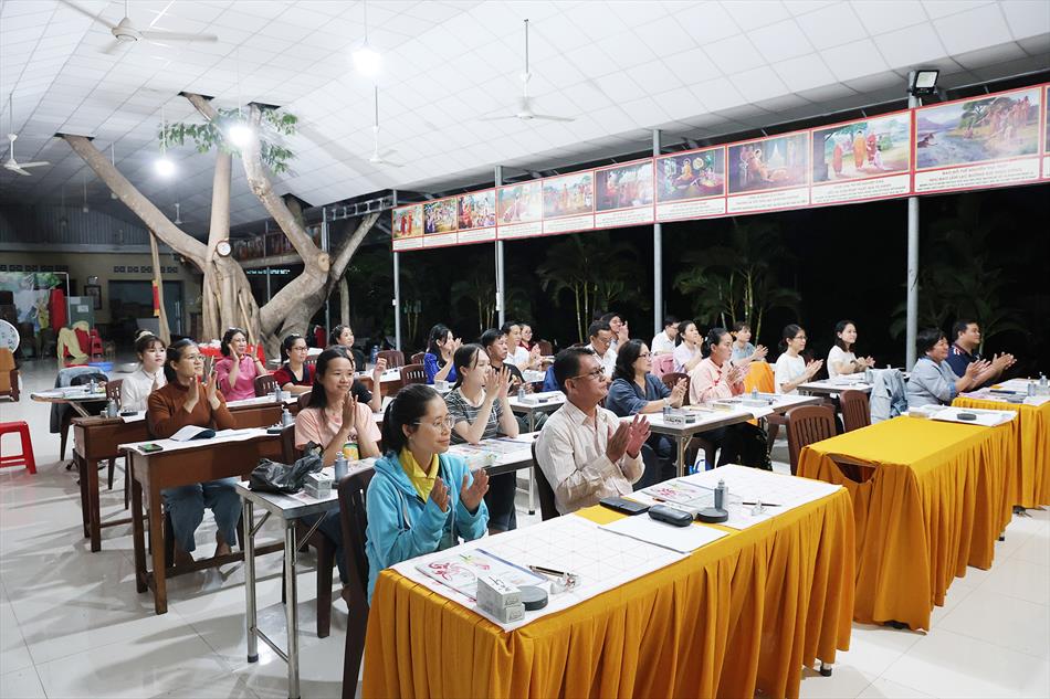 HÌNH ẢNH NGÀY KHAI GIẢNG HÌNH ẢNH NGÀY KHAI GIẢNG