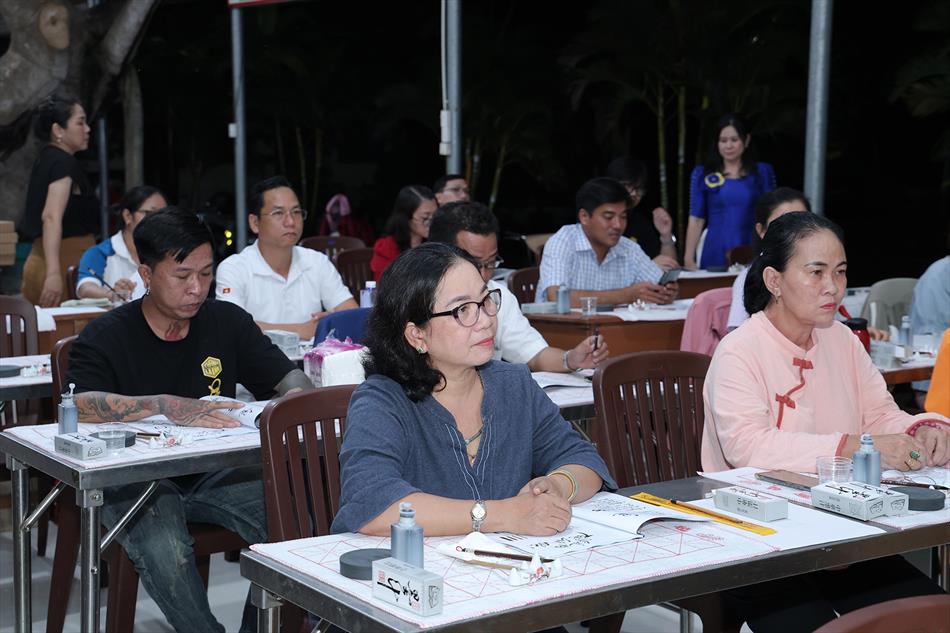 HÌNH ẢNH NGÀY KHAI GIẢNG HÌNH ẢNH NGÀY KHAI GIẢNG