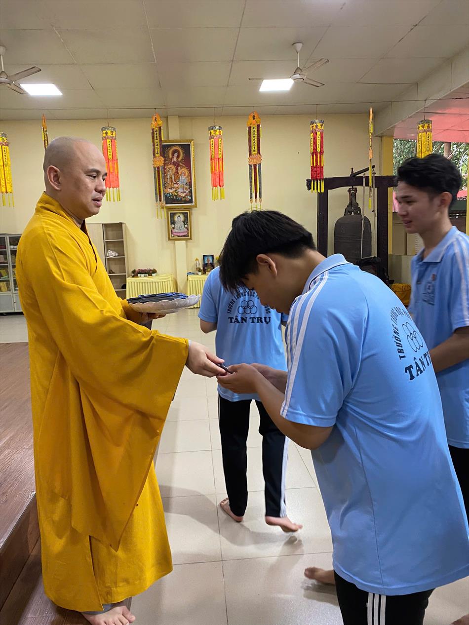 CẦU NGUYỄN MÙA THI CẦU NGUYỄN MÙA THI