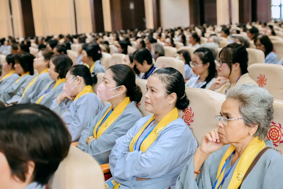 1 NGHE ĐỨC PHÁP CHỦ THUYẾT PHÁP 1 NGHE ĐỨC PHÁP CHỦ THUYẾT PHÁP