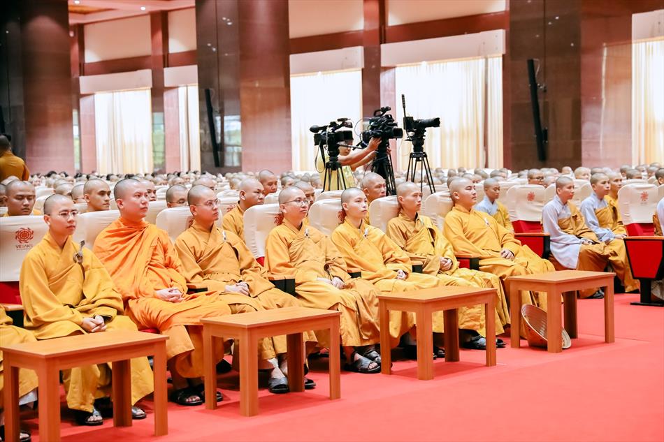 1 NGHE ĐỨC PHÁP CHỦ THUYẾT PHÁP 1 NGHE ĐỨC PHÁP CHỦ THUYẾT PHÁP