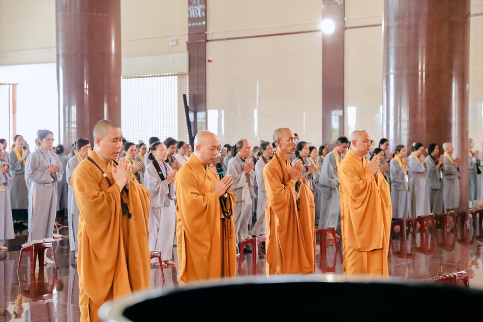 2 TỤNG KINH 2 TỤNG KINH