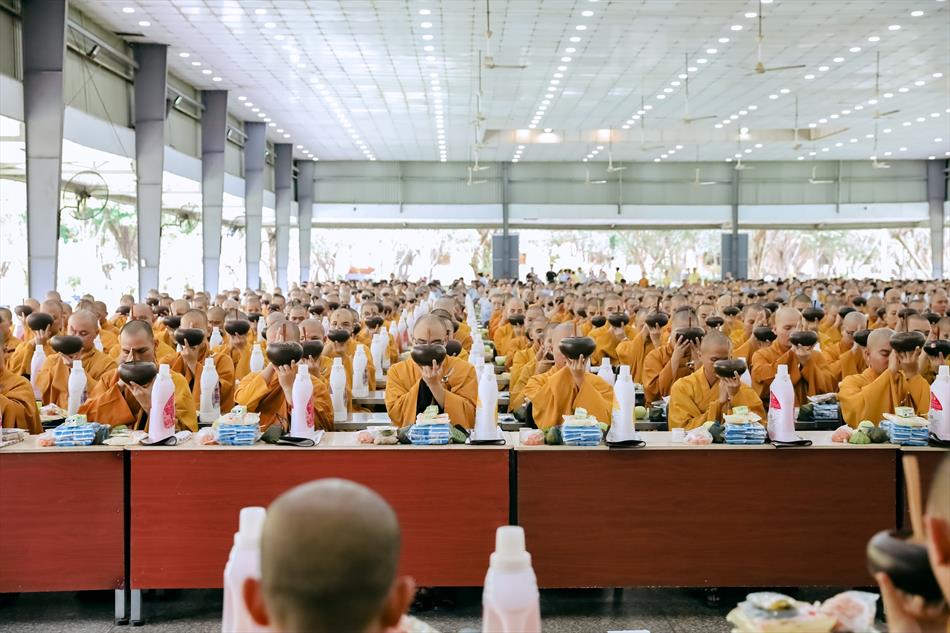3 THỌ TRAI 3 THỌ TRAI
