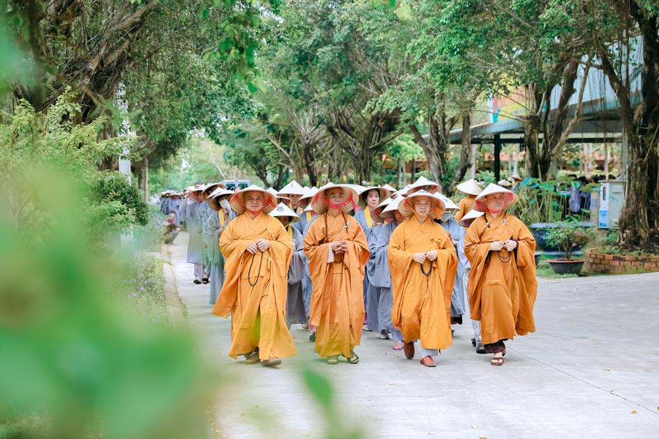4 THIỀN HÀNH - KINH HÀNH 4 THIỀN HÀNH - KINH HÀNH