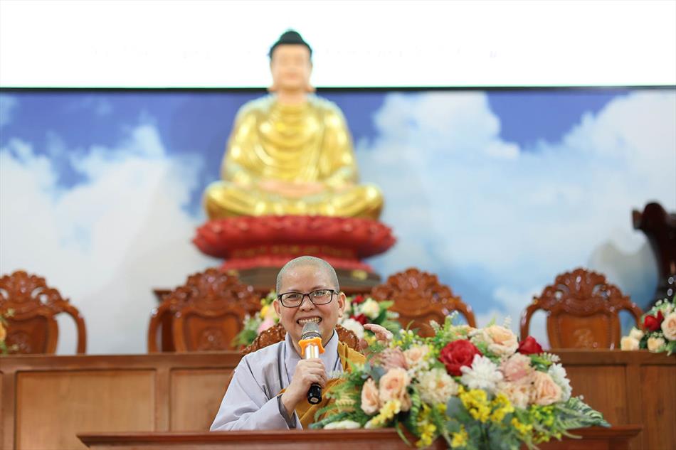 2 ĐẠO TRÀNG NGHE THUYẾT PHÁP 2 ĐẠO TRÀNG NGHE THUYẾT PHÁP