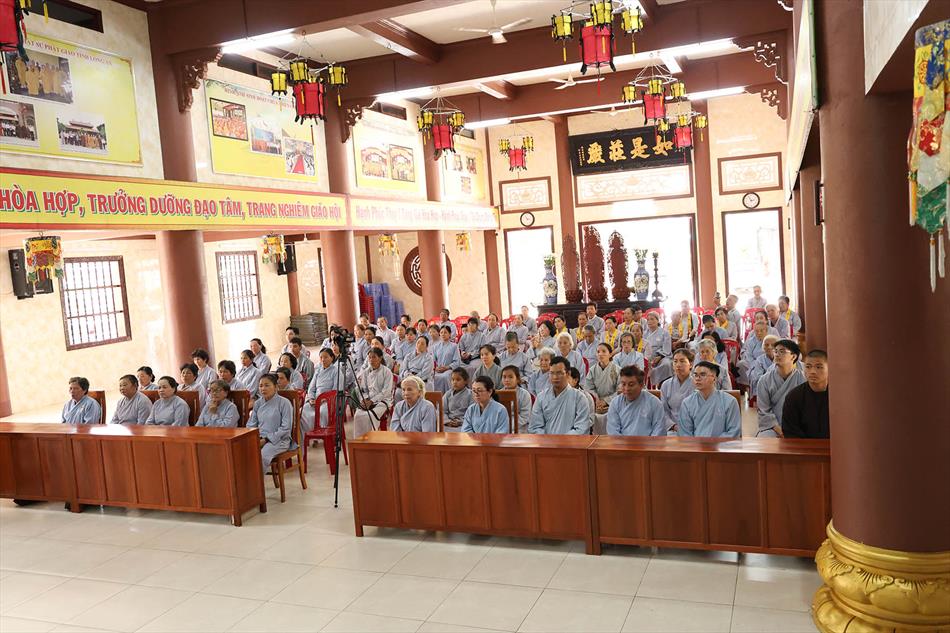 1 TOẠ ĐÀM PHẬT PHÁP 1 TOẠ ĐÀM PHẬT PHÁP