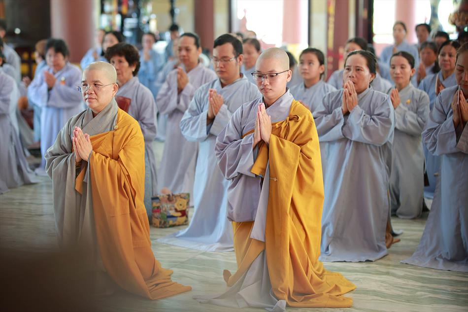 3 TRANG NGHIÊM THỜI KHOÁ 3 TRANG NGHIÊM THỜI KHOÁ