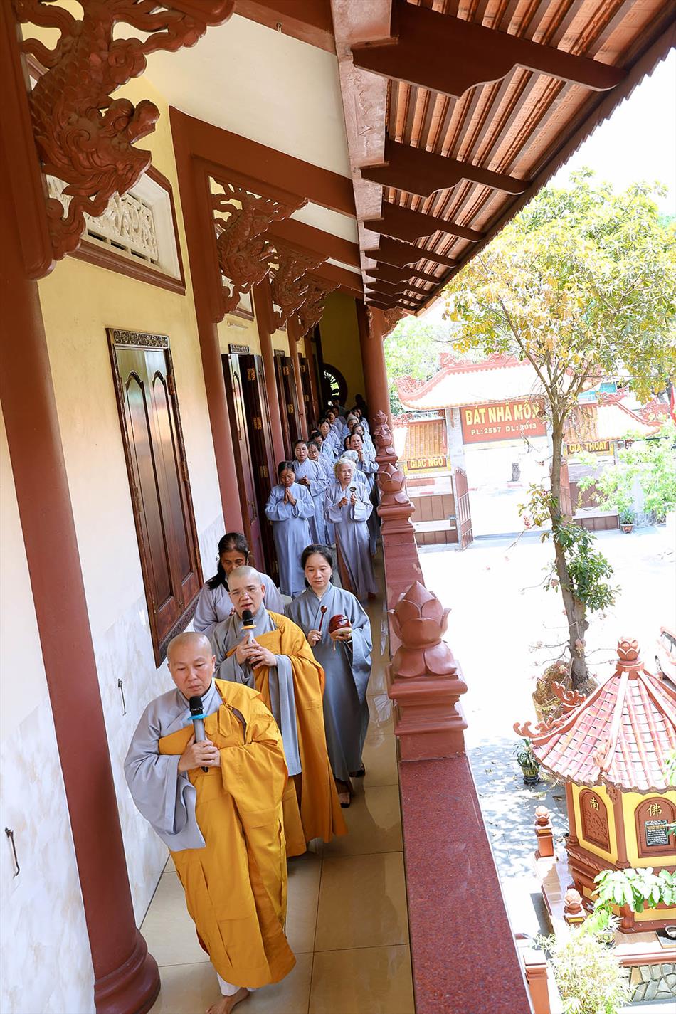 4 KINH HÀNH NIỆM PHẬT 4 KINH HÀNH NIỆM PHẬT
