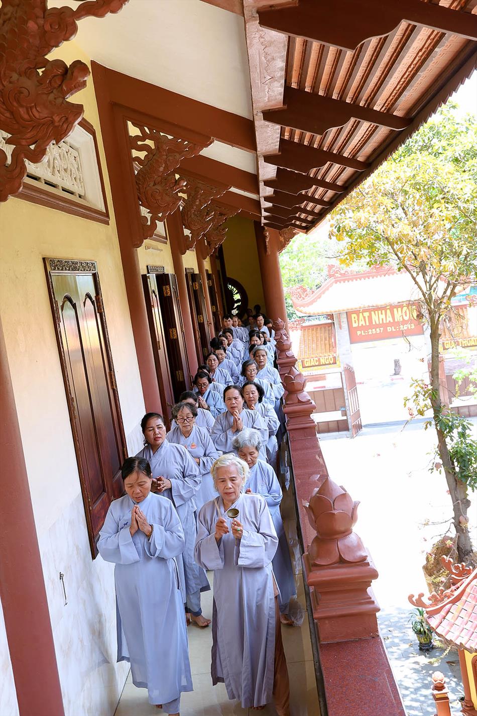 4 KINH HÀNH NIỆM PHẬT 4 KINH HÀNH NIỆM PHẬT