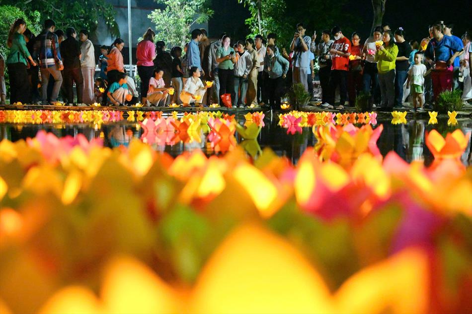 2 PHẦN THẢ HOA ĐĂNG