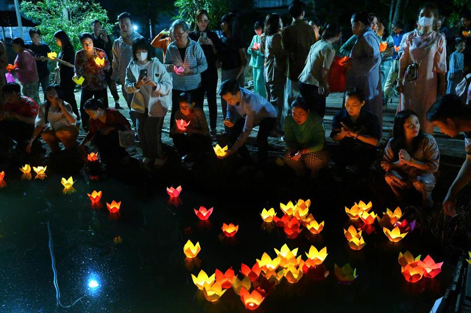 2 PHẦN THẢ HOA ĐĂNG