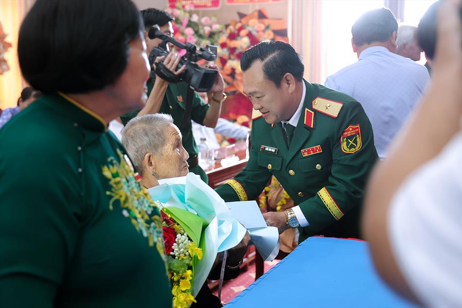 1 HÌNH ẢNH TRANG TRỌNG TRONG BUỔI LỄ 1 HÌNH ẢNH TRANG TRỌNG TRONG BUỔI LỄ