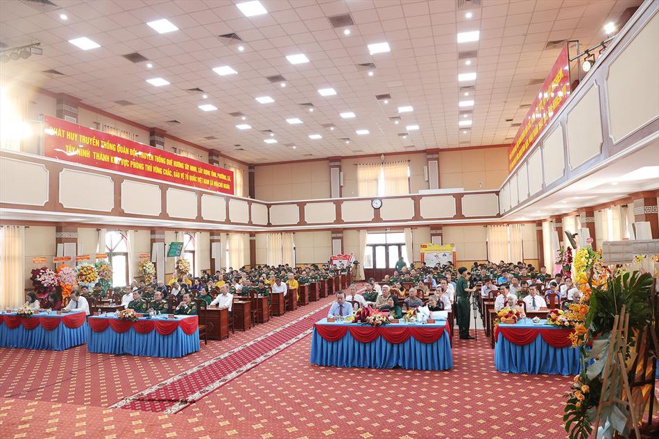 1 HÌNH ẢNH TRANG TRỌNG TRONG BUỔI LỄ 1 HÌNH ẢNH TRANG TRỌNG TRONG BUỔI LỄ
