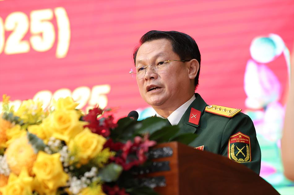 1 HÌNH ẢNH TRANG TRỌNG TRONG BUỔI LỄ 1 HÌNH ẢNH TRANG TRỌNG TRONG BUỔI LỄ