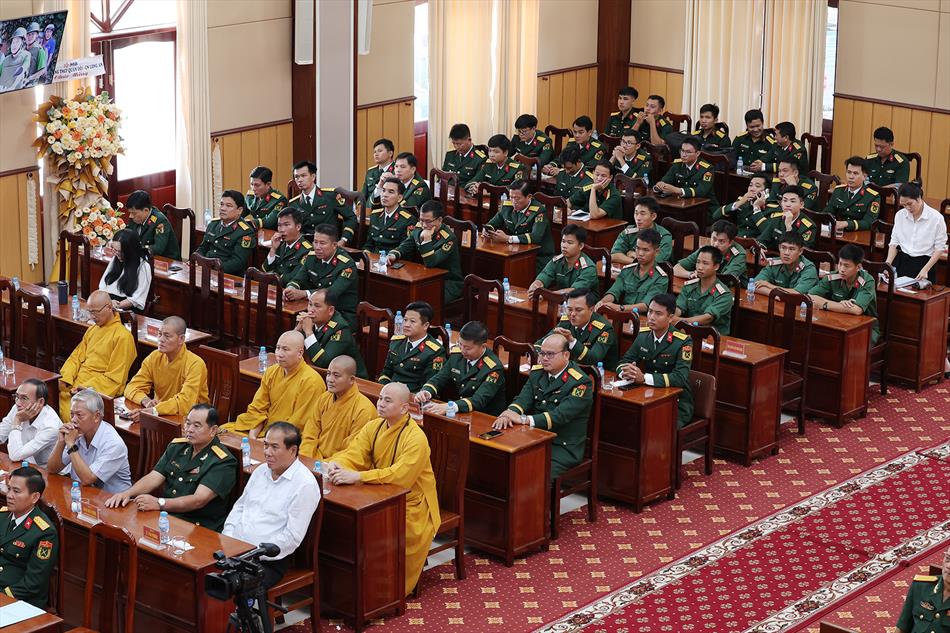 1 HÌNH ẢNH TRANG TRỌNG TRONG BUỔI LỄ 1 HÌNH ẢNH TRANG TRỌNG TRONG BUỔI LỄ