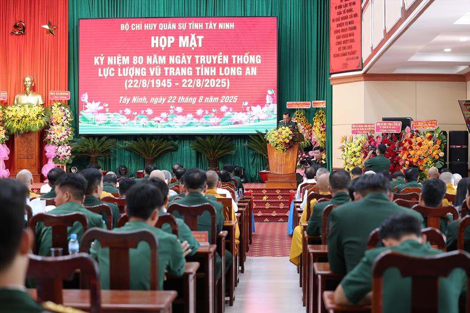 1 HÌNH ẢNH TRANG TRỌNG TRONG BUỔI LỄ 1 HÌNH ẢNH TRANG TRỌNG TRONG BUỔI LỄ