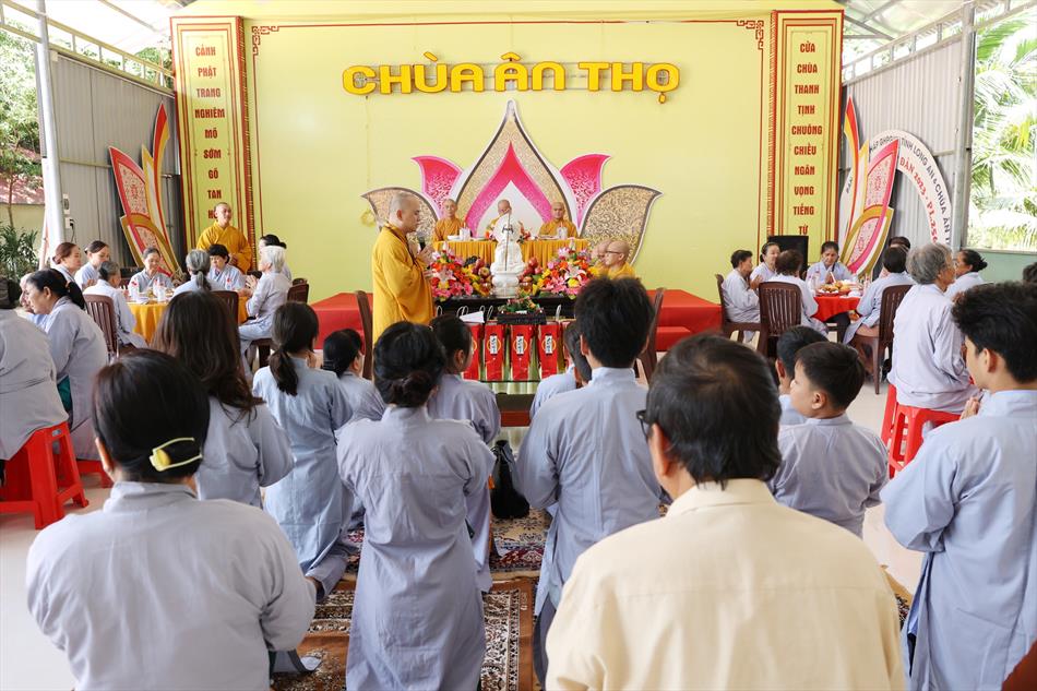 Lễ cầu an tại chùa Ân Thọ