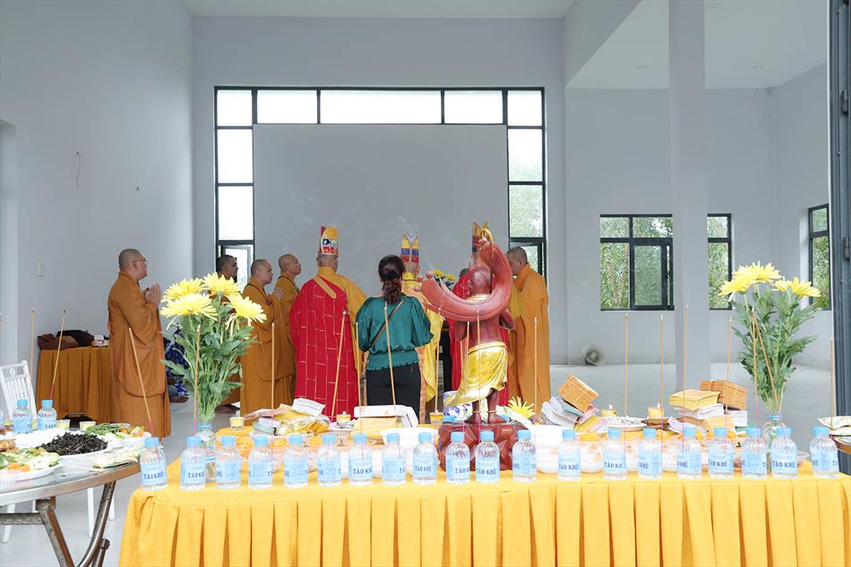 1 KHOÁ LỄ TỤNG KINH DI ĐÀ 1 KHOÁ LỄ TỤNG KINH DI ĐÀ