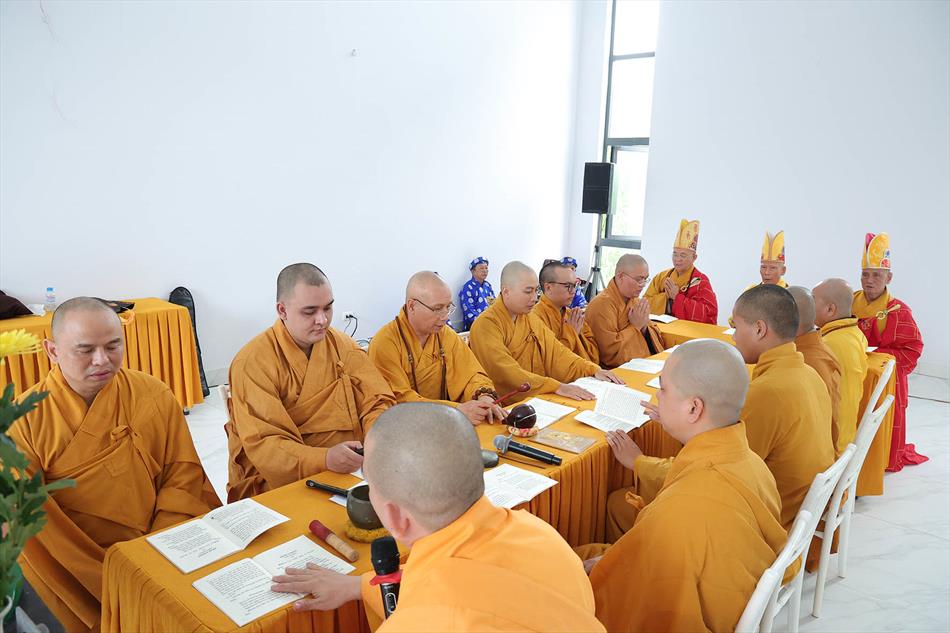 1 KHOÁ LỄ TỤNG KINH DI ĐÀ 1 KHOÁ LỄ TỤNG KINH DI ĐÀ