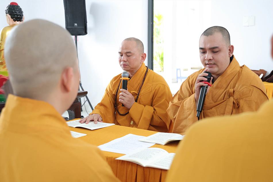 1 KHOÁ LỄ TỤNG KINH DI ĐÀ 1 KHOÁ LỄ TỤNG KINH DI ĐÀ