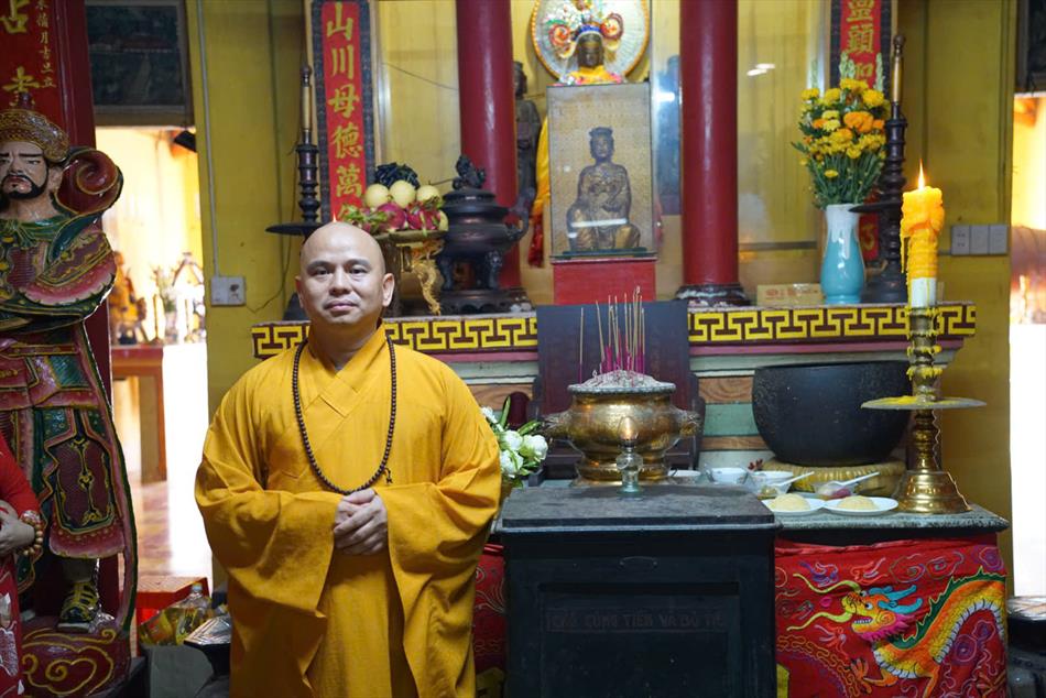 2 NƠI GIỮ TRAO - NƠI GỐC ĐÓN NHẬN 2 NƠI GIỮ TRAO - NƠI GỐC ĐÓN NHẬN