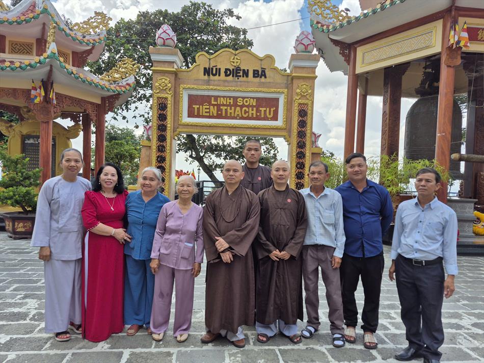 6 GHI DẤU NGÀY TRỌNG ĐẠI Ở NÚI BÀ 6 GHI DẤU NGÀY TRỌNG ĐẠI Ở NÚI BÀ