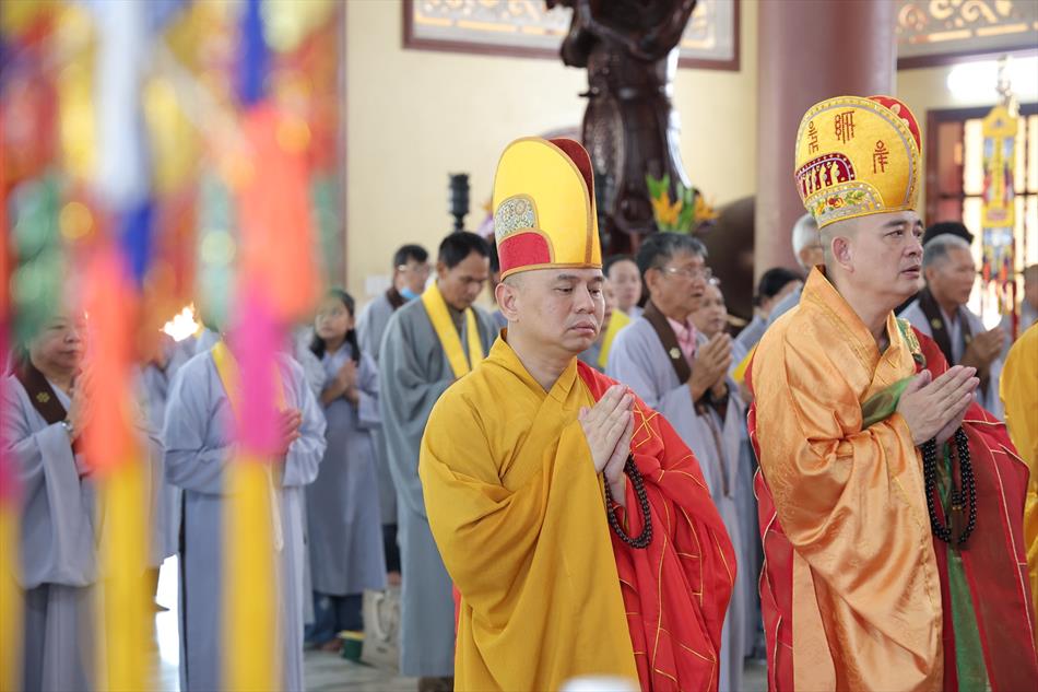2 ĐÀN TRÀNG TRANG NGHIÊM THANH TỊNH 2 ĐÀN TRÀNG TRANG NGHIÊM THANH TỊNH