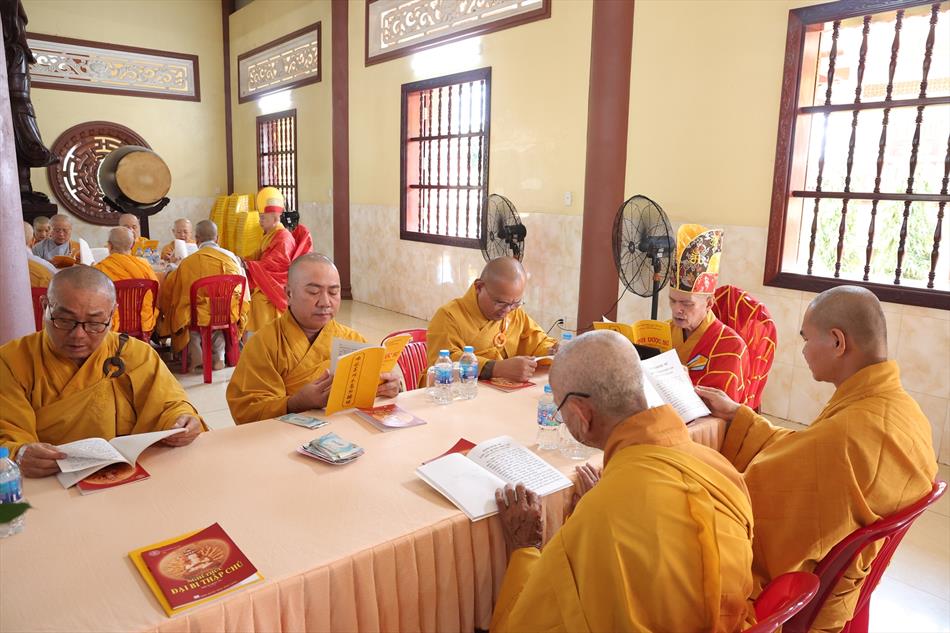 2 ĐÀN TRÀNG TRANG NGHIÊM THANH TỊNH 2 ĐÀN TRÀNG TRANG NGHIÊM THANH TỊNH