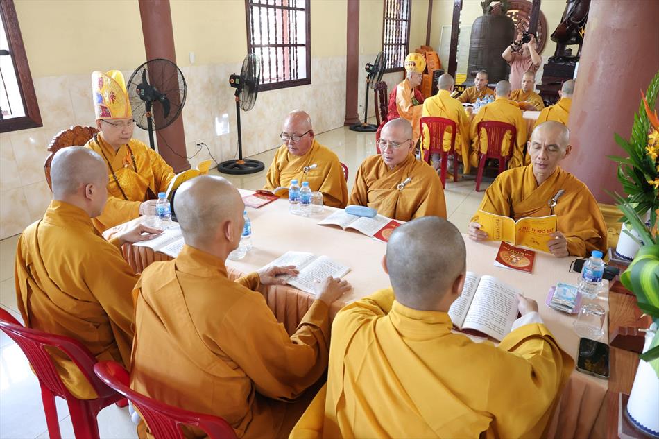 2 ĐÀN TRÀNG TRANG NGHIÊM THANH TỊNH 2 ĐÀN TRÀNG TRANG NGHIÊM THANH TỊNH