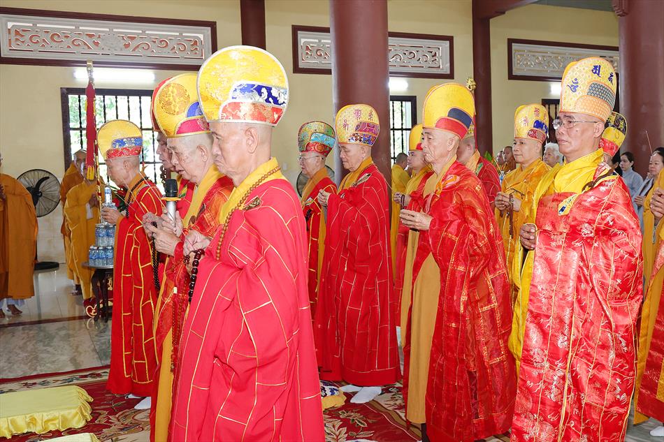 1 KHAI ĐÀN VÀO LỄ 1 KHAI ĐÀN VÀO LỄ