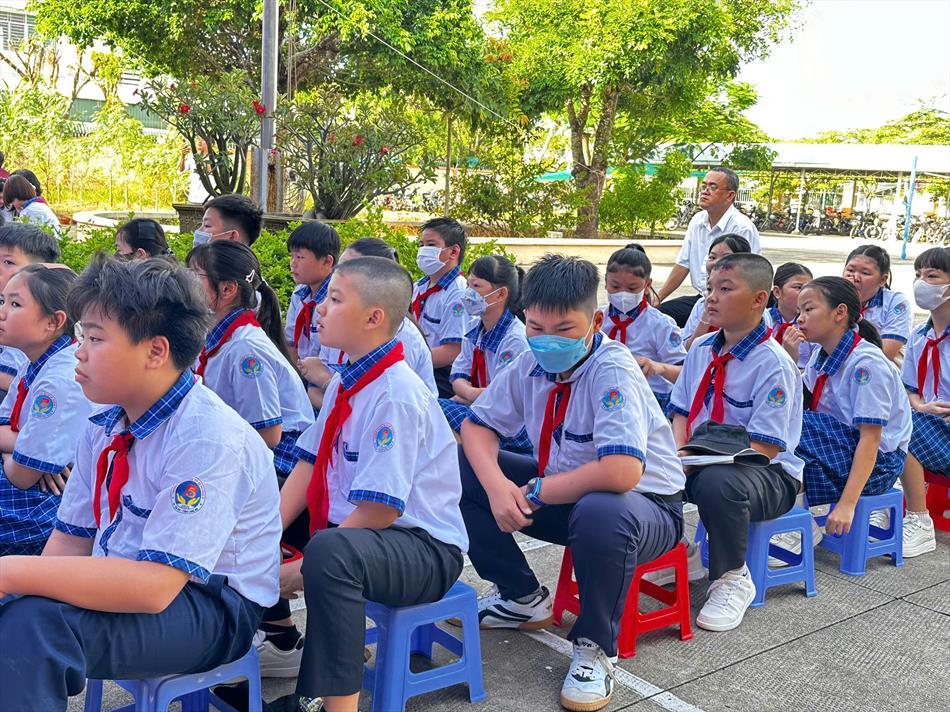 LỄ KỶ NIỆM 80 NĂM NGÀNH GIÁO DỤC – ĐỔI TÊN TRƯỜNG VÀ KHAI GIẢNG NĂM HỌC 2025-2026 LỄ KỶ NIỆM 80 NĂM NGÀNH GIÁO DỤC – ĐỔI TÊN TRƯỜNG VÀ KHAI GIẢNG NĂM HỌC 2025-2026