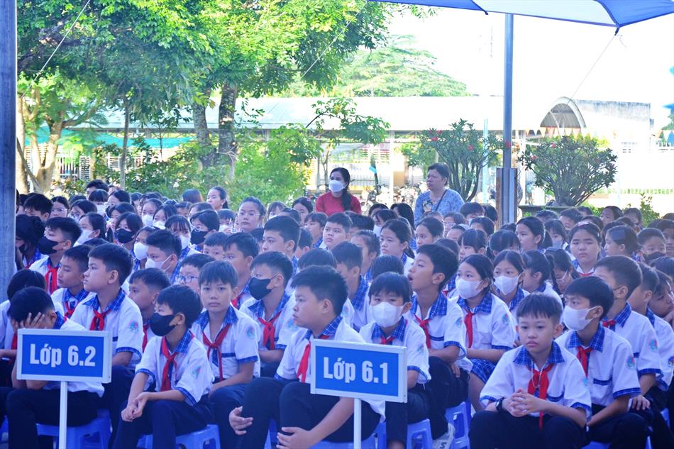 LỄ KỶ NIỆM 80 NĂM NGÀNH GIÁO DỤC – ĐỔI TÊN TRƯỜNG VÀ KHAI GIẢNG NĂM HỌC 2025-2026 LỄ KỶ NIỆM 80 NĂM NGÀNH GIÁO DỤC – ĐỔI TÊN TRƯỜNG VÀ KHAI GIẢNG NĂM HỌC 2025-2026