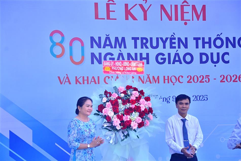 LỄ KỶ NIỆM 80 NĂM NGÀNH GIÁO DỤC – ĐỔI TÊN TRƯỜNG VÀ KHAI GIẢNG NĂM HỌC 2025-2026 LỄ KỶ NIỆM 80 NĂM NGÀNH GIÁO DỤC – ĐỔI TÊN TRƯỜNG VÀ KHAI GIẢNG NĂM HỌC 2025-2026