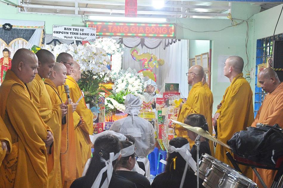 LỄ VIẾNG TANG VÀ CẦU SIÊU CỦA BAN TRỊ SỰ GHPGVN TỈNH LỄ VIẾNG TANG VÀ CẦU SIÊU CỦA BAN TRỊ SỰ GHPGVN TỈNH