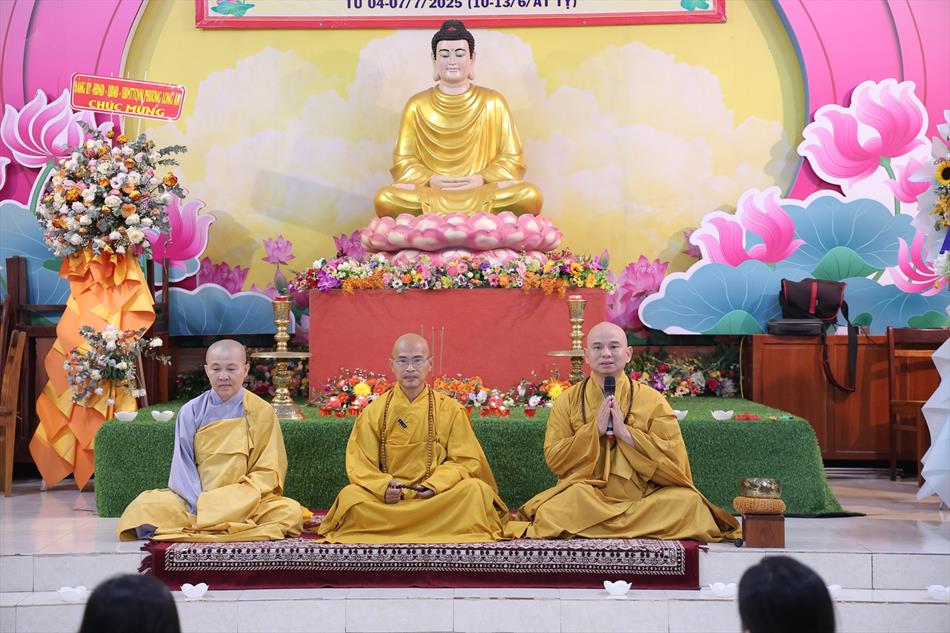 LỄ THẮP NẾN TRI ÂN LỄ THẮP NẾN TRI ÂN