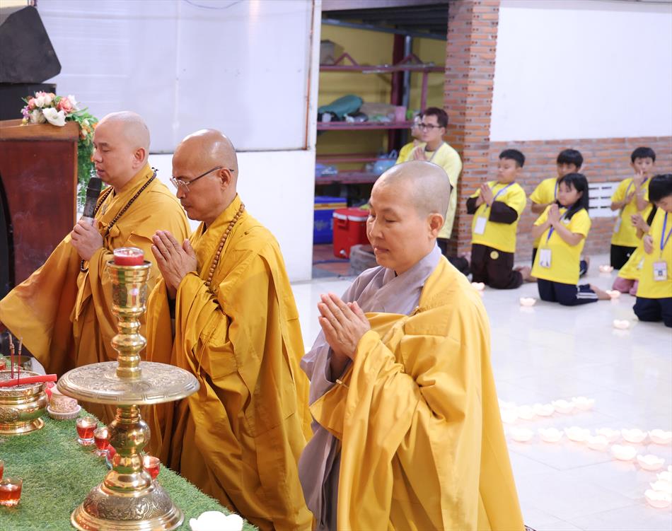 LỄ THẮP NẾN TRI ÂN LỄ THẮP NẾN TRI ÂN