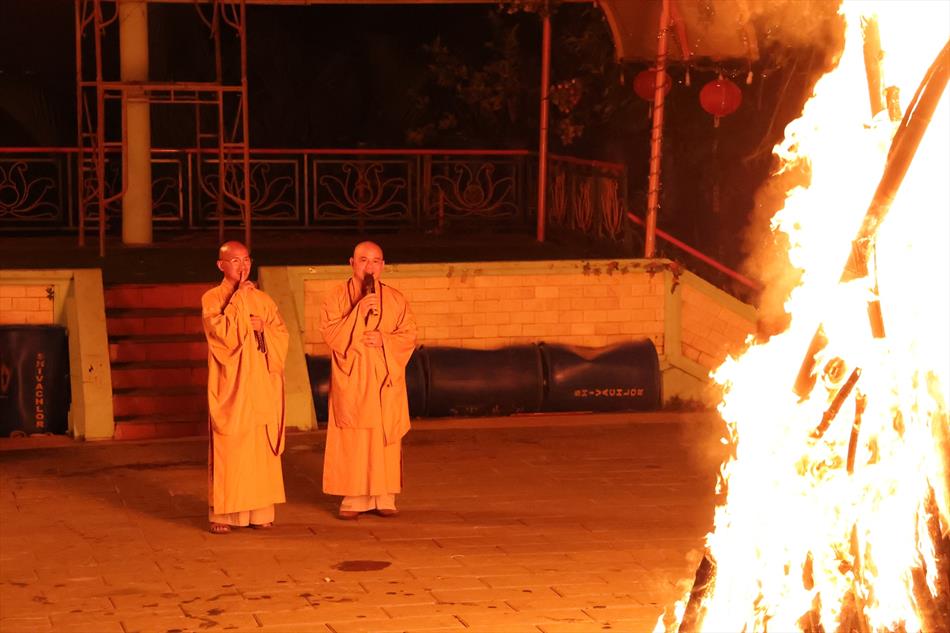 ĐÊM LỬA TRẠI ĐÊM LỬA TRẠI
