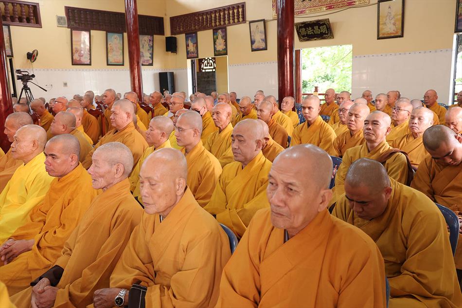 Lễ tổng khai giảng khoá an cư kiết hạ của Phật giáo Long An năm 2025 Lễ tổng khai giảng khoá an cư kiết hạ của Phật giáo Long An năm 2025