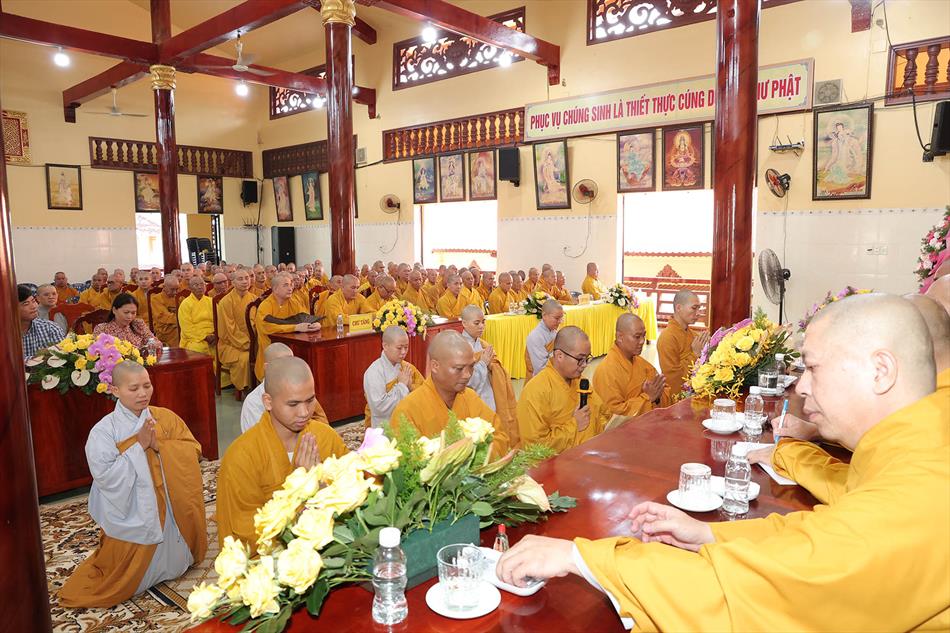 Lễ tổng khai giảng khoá an cư kiết hạ của Phật giáo Long An năm 2025 Lễ tổng khai giảng khoá an cư kiết hạ của Phật giáo Long An năm 2025