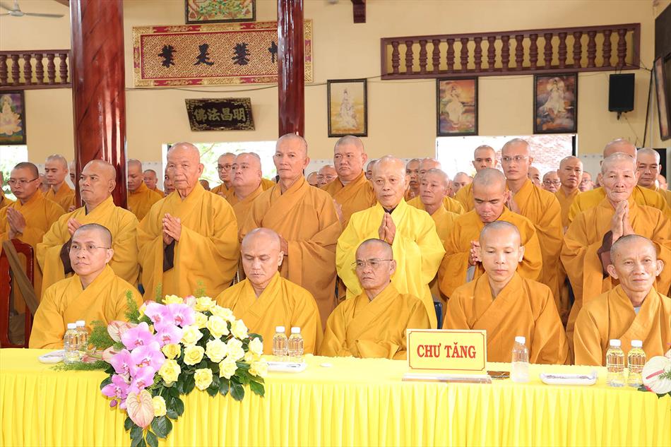 Lễ tổng khai giảng khoá an cư kiết hạ của Phật giáo Long An năm 2025 Lễ tổng khai giảng khoá an cư kiết hạ của Phật giáo Long An năm 2025