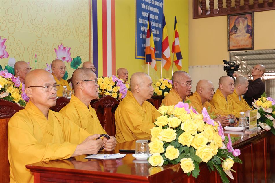 Lễ tổng khai giảng khoá an cư kiết hạ của Phật giáo Long An năm 2025 Lễ tổng khai giảng khoá an cư kiết hạ của Phật giáo Long An năm 2025