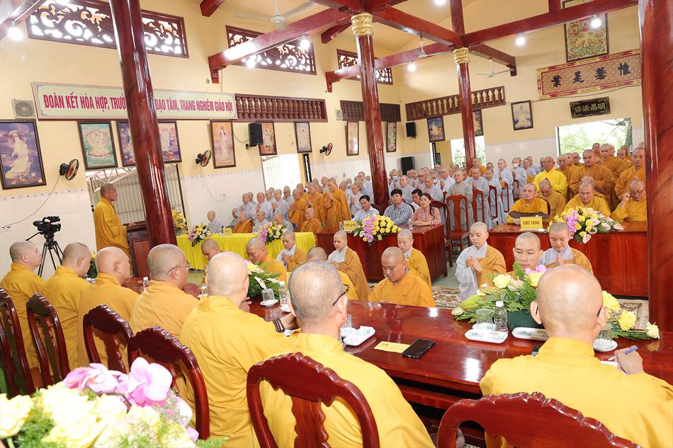 Lễ tổng khai giảng khoá an cư kiết hạ của Phật giáo Long An năm 2025 Lễ tổng khai giảng khoá an cư kiết hạ của Phật giáo Long An năm 2025